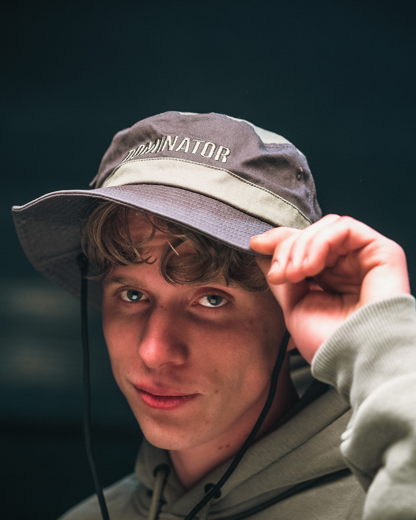 56. Safari Hat Logo Utility green