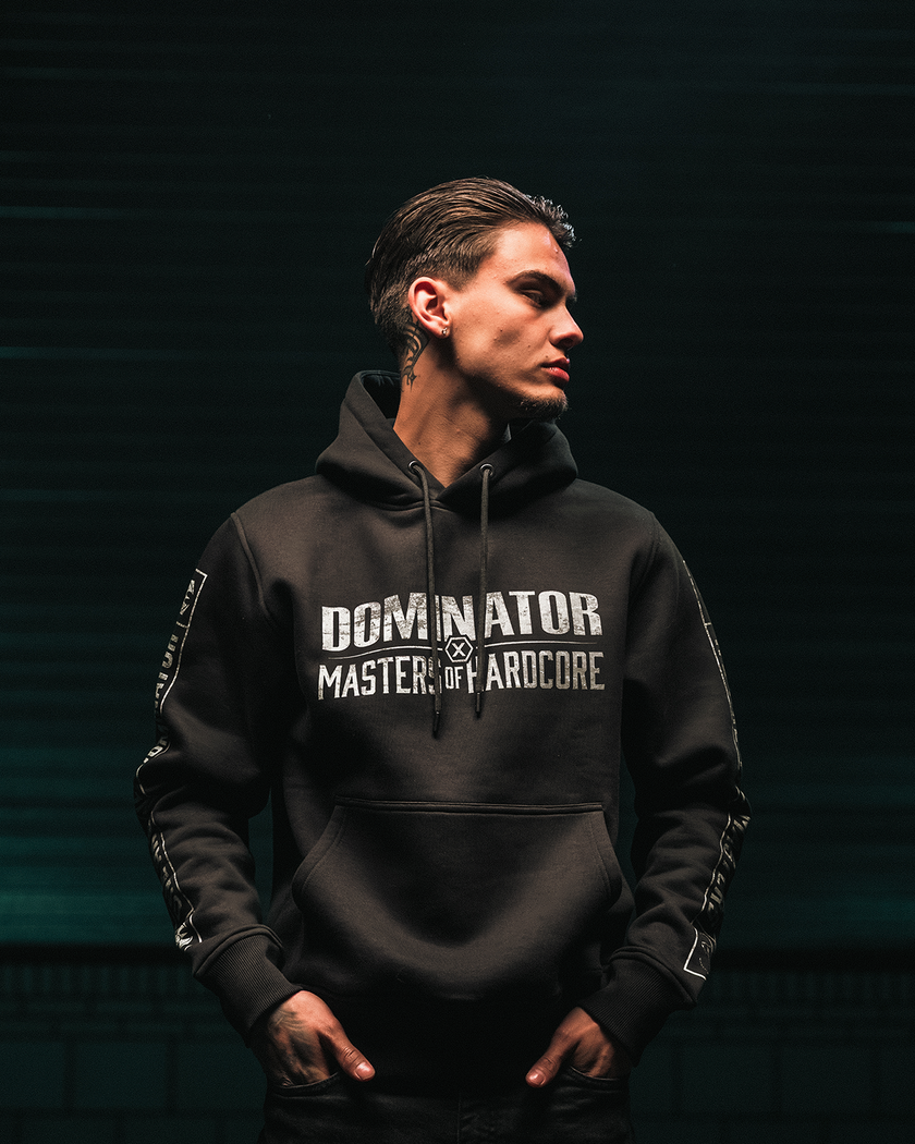 23. Hooded Sweater MOH x Dominator black